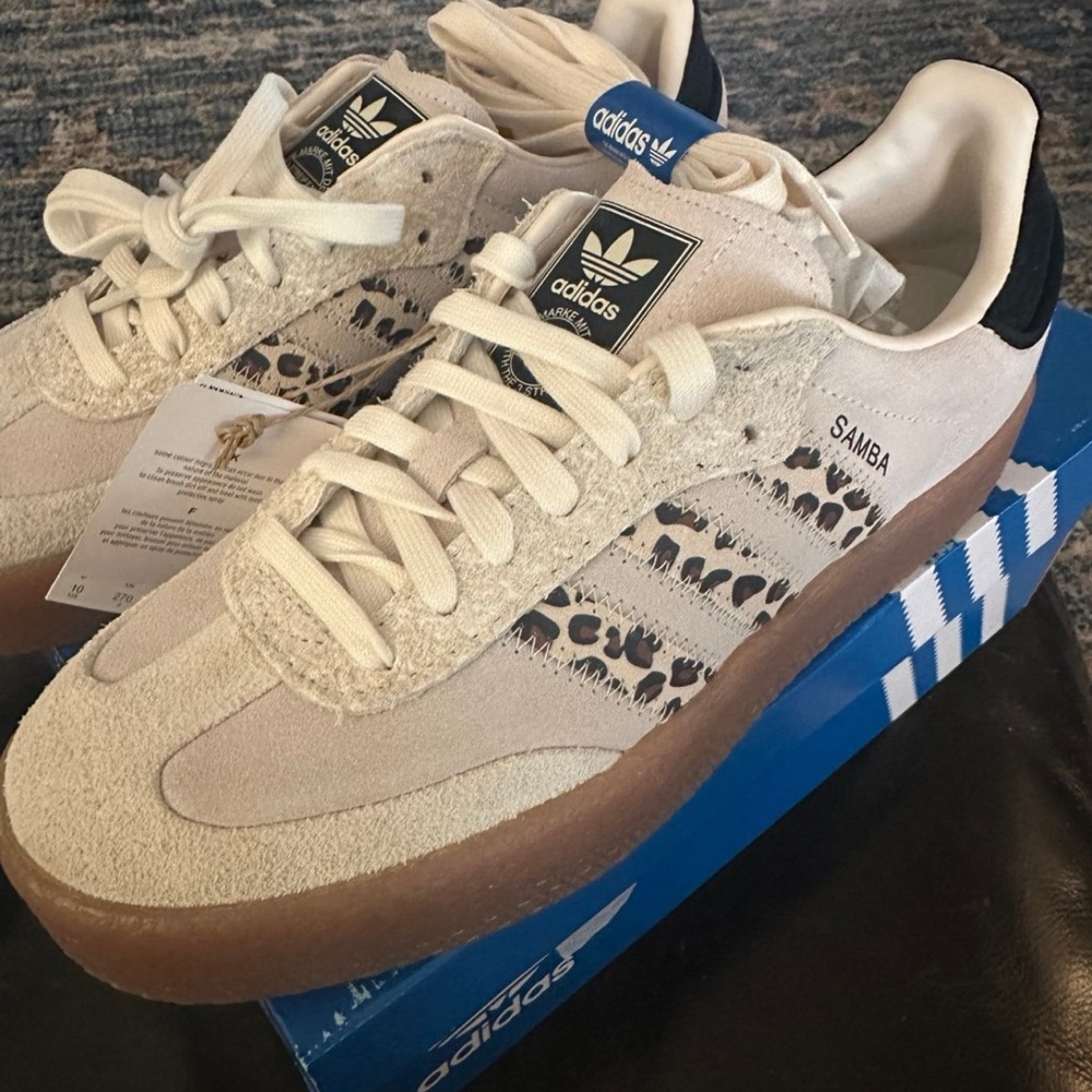 Adidas beige leopard Samba’s